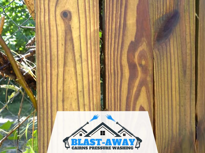 CAIRNS Pressure Fence Cleaning QLD